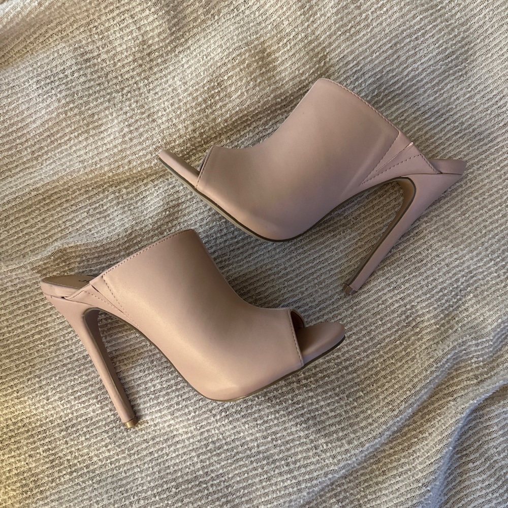 Just Fab pink peep toe stilettos size 8